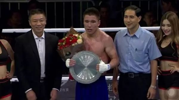 聚焦十四冬年轻选手创佳绩,十四冬赛场年轻选手创佳绩