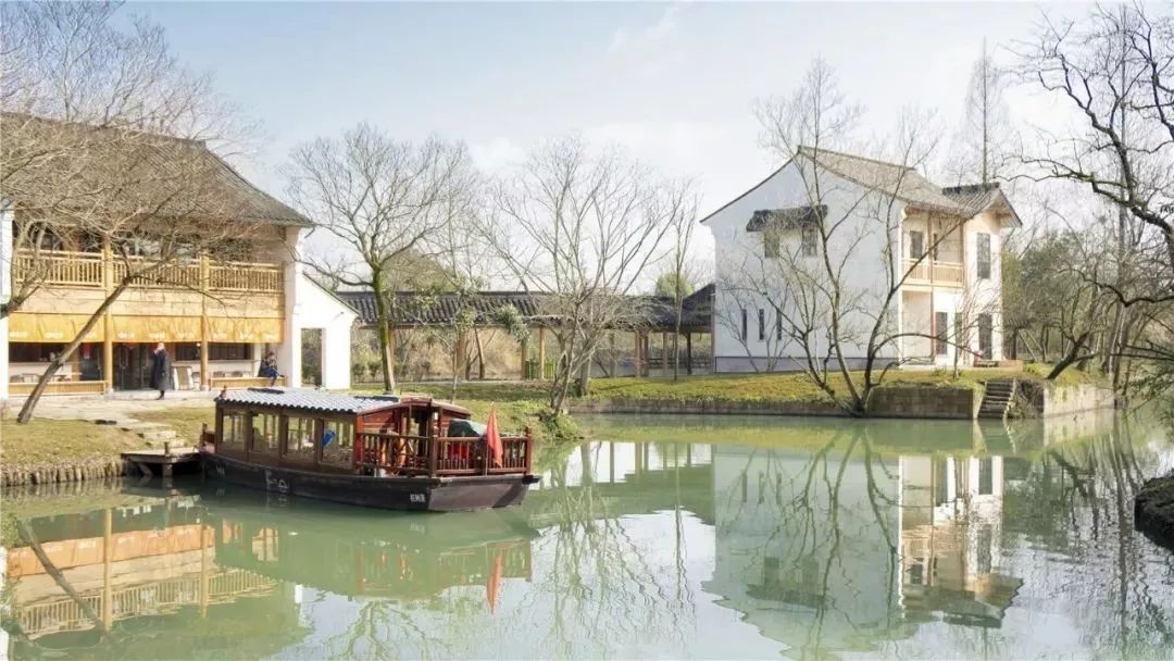 耗时3年的花间堂创始人新作，以船代步揭开杭城小众一面