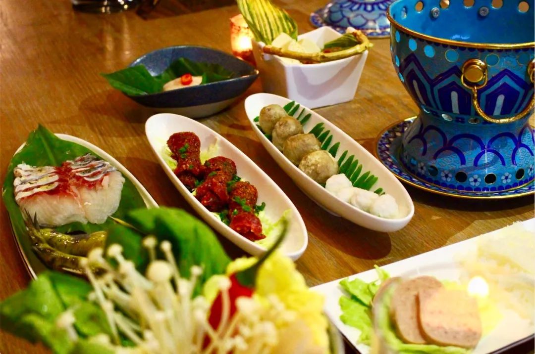 耗时3年的花间堂创始人新作，以船代步揭开杭城小众一面