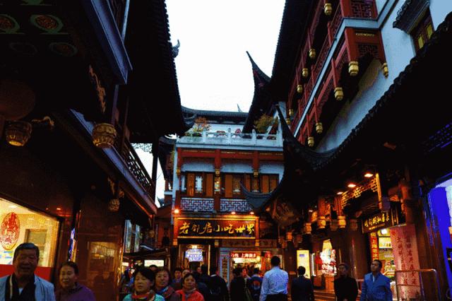 上海20个特色商业街,上海不得不逛的商业街