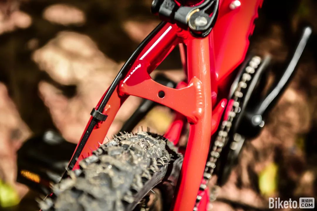 迪卡侬自行车btwin20寸,迪卡侬st900成人山地车测评