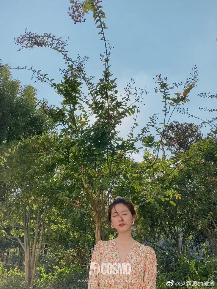 美人计|21岁的赵露思说自己大笑后法令纹卡粉，我听了笑不出来