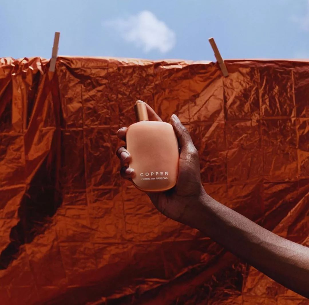 川久保玲全球首家美妆店,川久保玲精品服饰店