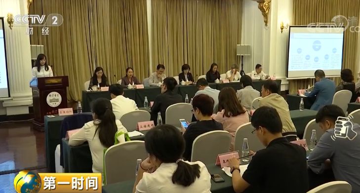 开胶裂纹怎么修复,怎么避免老鞋开胶