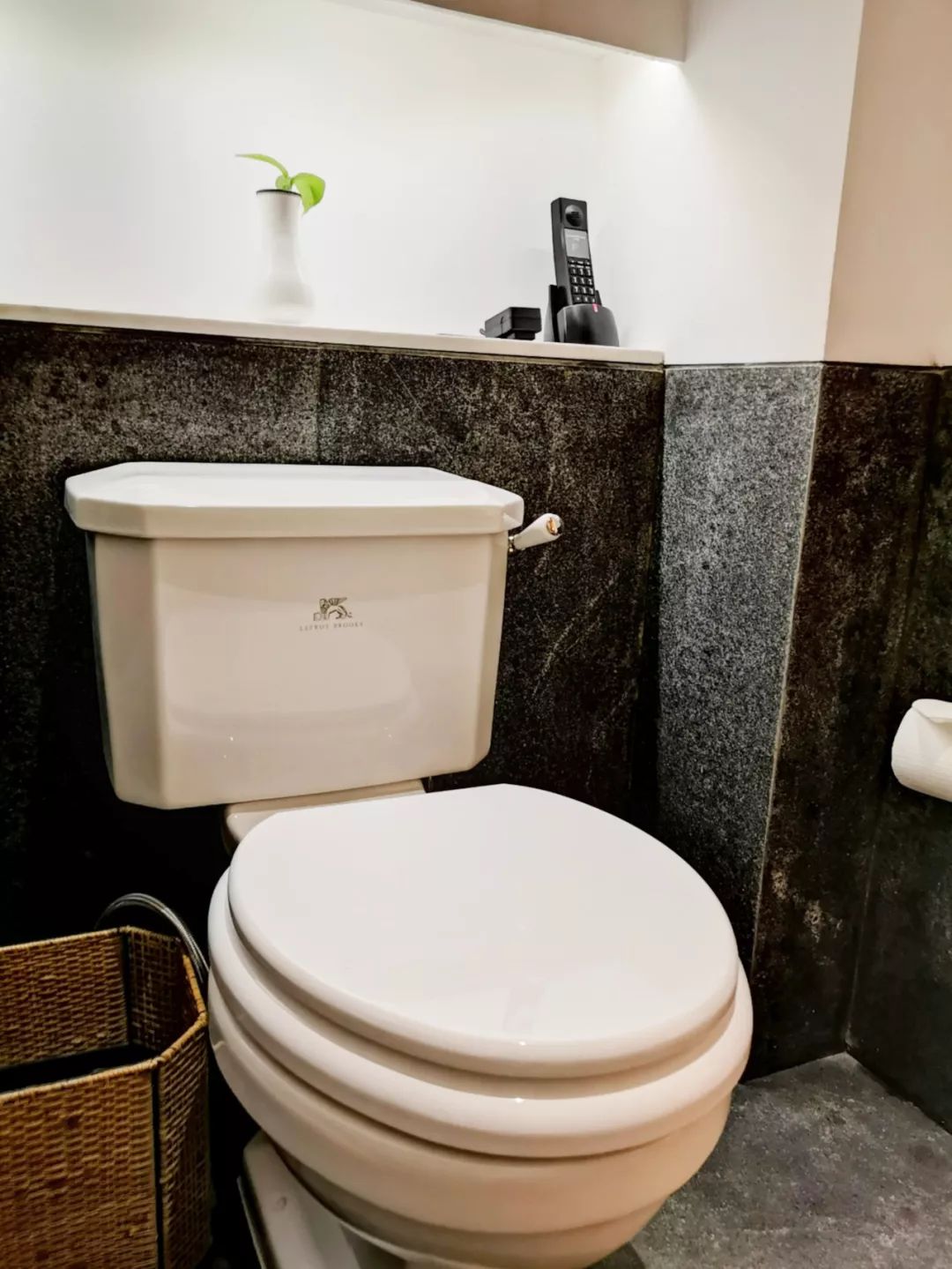 花5000多住迪士尼酒店,花5000住酒店什么体验