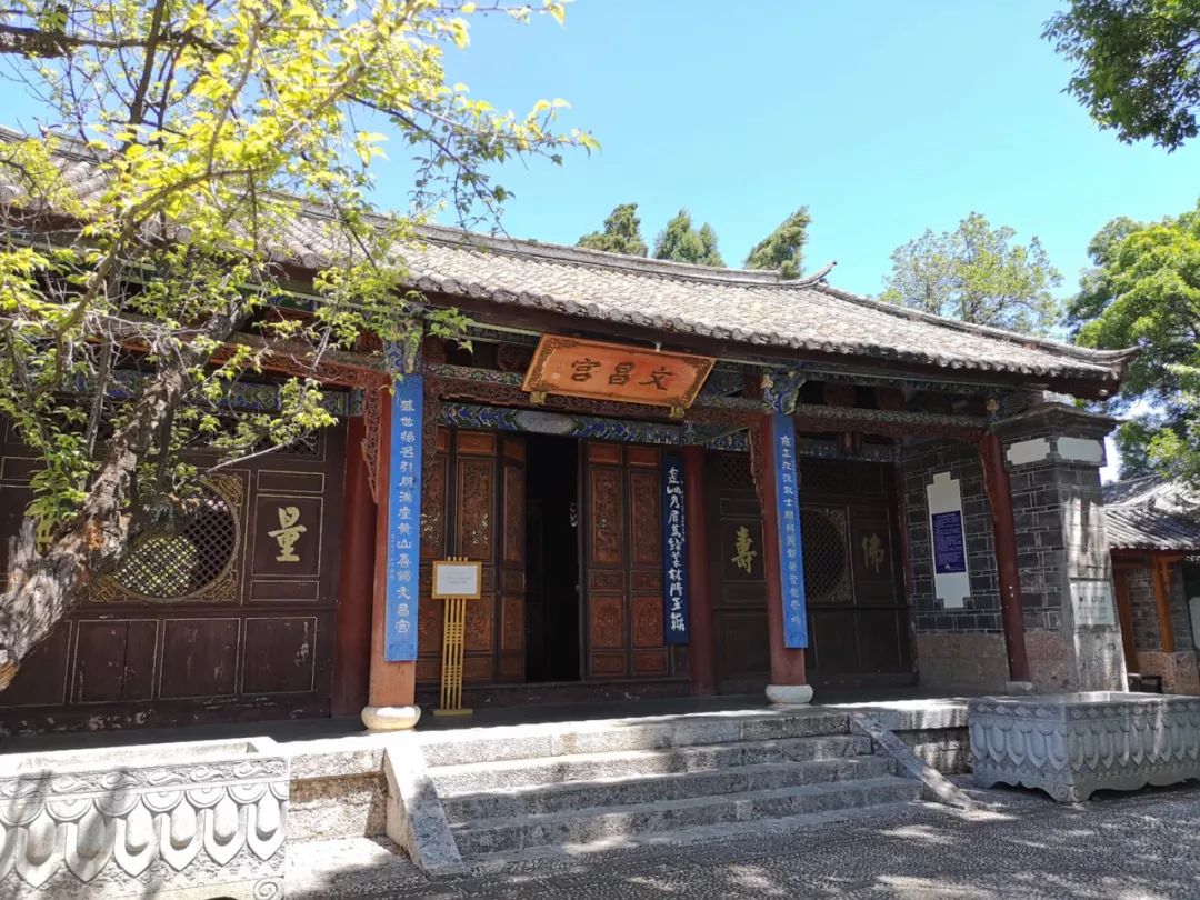 花5000多住迪士尼酒店,花5000住酒店什么体验
