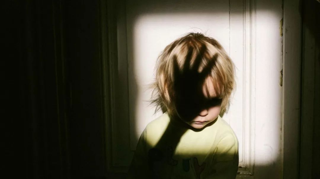 英国如何治疗抑郁症,英国针对抑郁症是如何做的