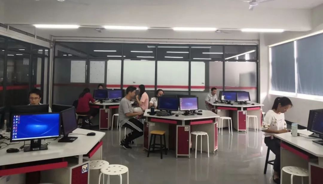 【喜讯】江门市技师学院青年教师在全省技工院校教师职业能力竞赛揽下多个大奖