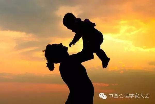 安全留恋关系培养,怎么培养安全型留恋人格