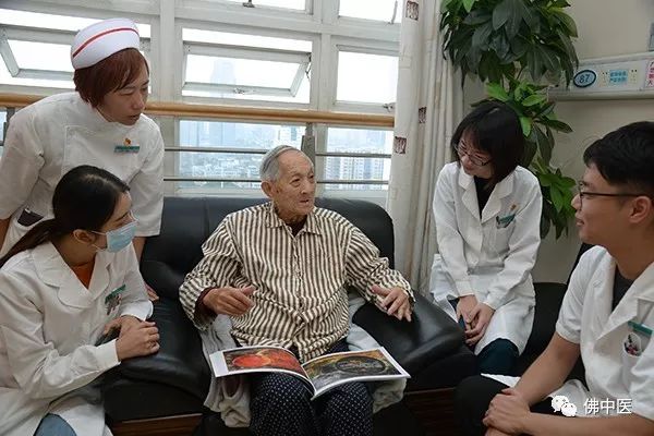 【贴心】旅居海外80载，传奇艺术家脑梗收治佛中医，大赞祖国医疗服务