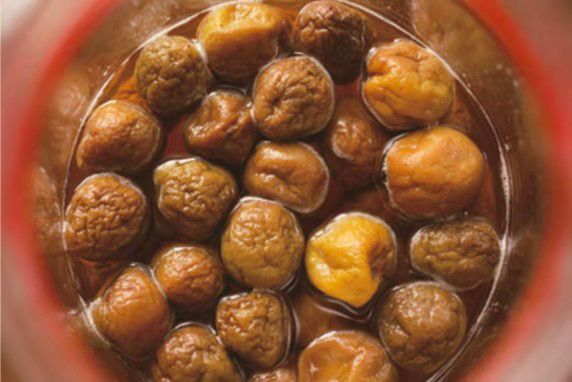 日本天皇是怎么吃海鲜,日本天皇吃什么饭