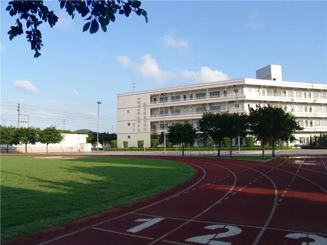 骞夸笢涓滆帪鐗涙涓,涓滆帪閫氭姤瀛︽牎鏁撮】鍚嶅崟