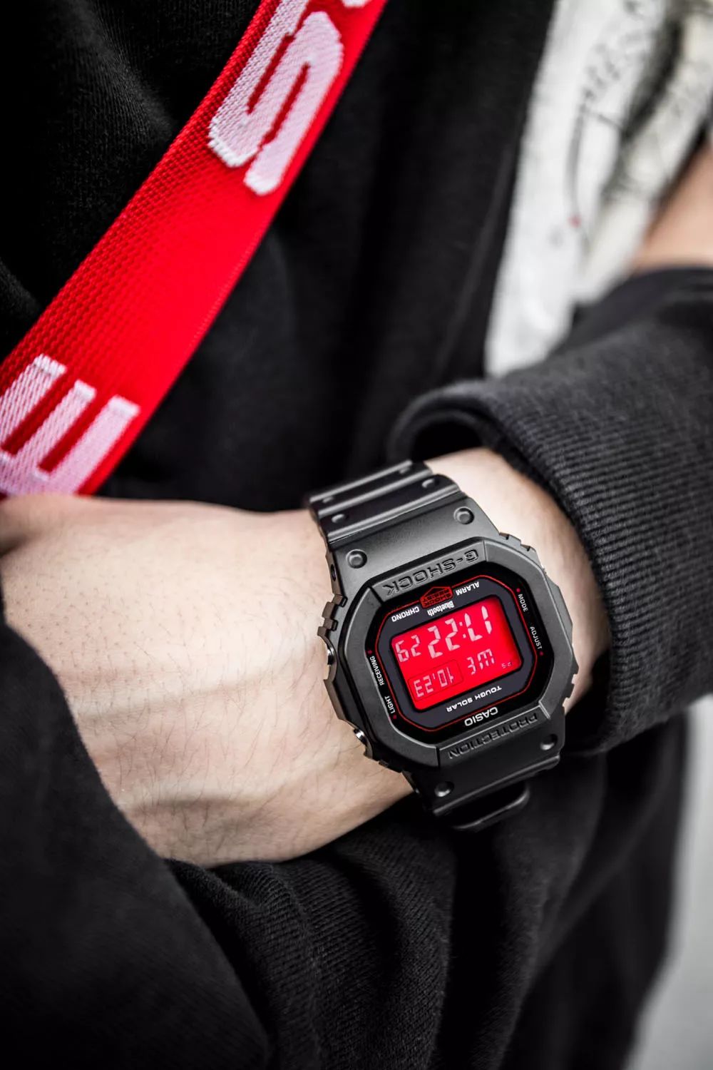 鎷ユ湁鏃犳暟鐞冮瀷,鍧愭嫢涓婁嚎鏄庢槦鐞冮瀷鐨勪汉