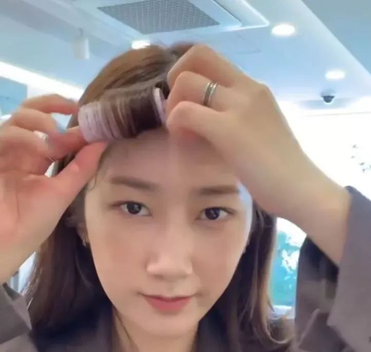 韩国八字刘海怎么烫教程,韩式齐刘海八字刘海教程