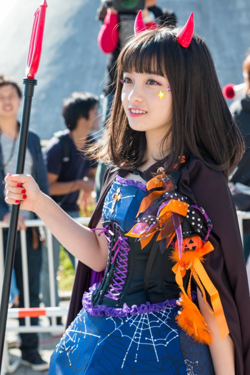 桥本环奈斋藤飞鸟还有个谁,桥本环奈和斋藤飞鸟谁人气高