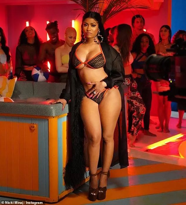 还不知道这十件最火单品？那你的2019算是白过了