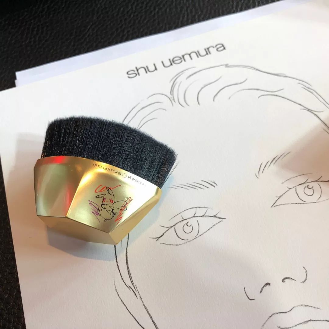 买了很多眼影却还是不会画,买了好多化妆品