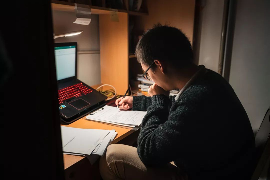 你好，我们是工！科！生