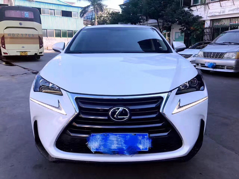 雷克萨斯nx200空间体验,2016款雷克萨斯nx200锋行版2.0