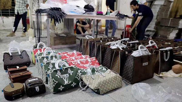 lv假货造假案涉案18亿,出国买lv哪里便宜