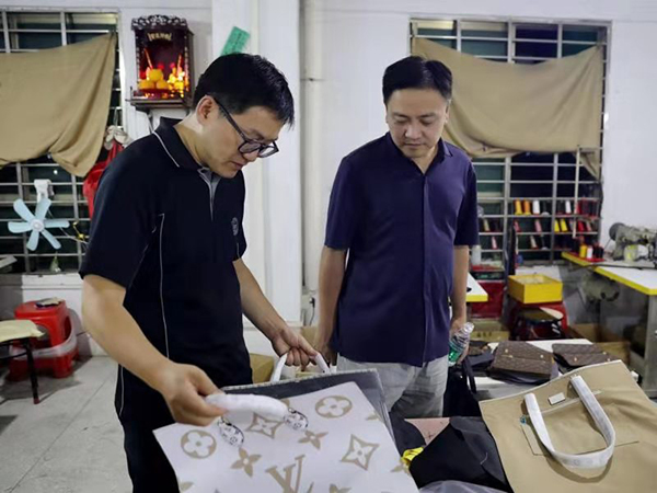 lv假货造假案涉案18亿,出国买lv哪里便宜