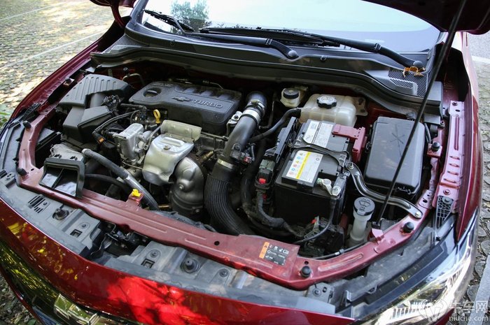 科鲁泽rs2022款,雪佛兰科鲁泽rs330畅快版驾驶技巧