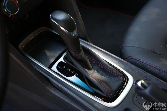 科鲁泽rs2022款,雪佛兰科鲁泽rs330畅快版驾驶技巧