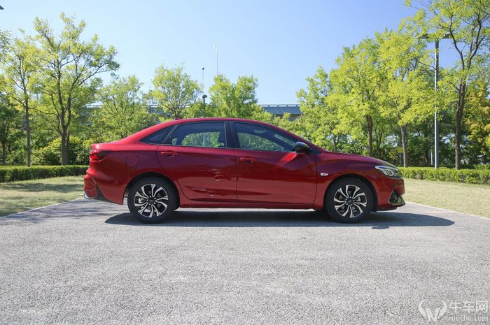 科鲁泽rs2022款,雪佛兰科鲁泽rs330畅快版驾驶技巧