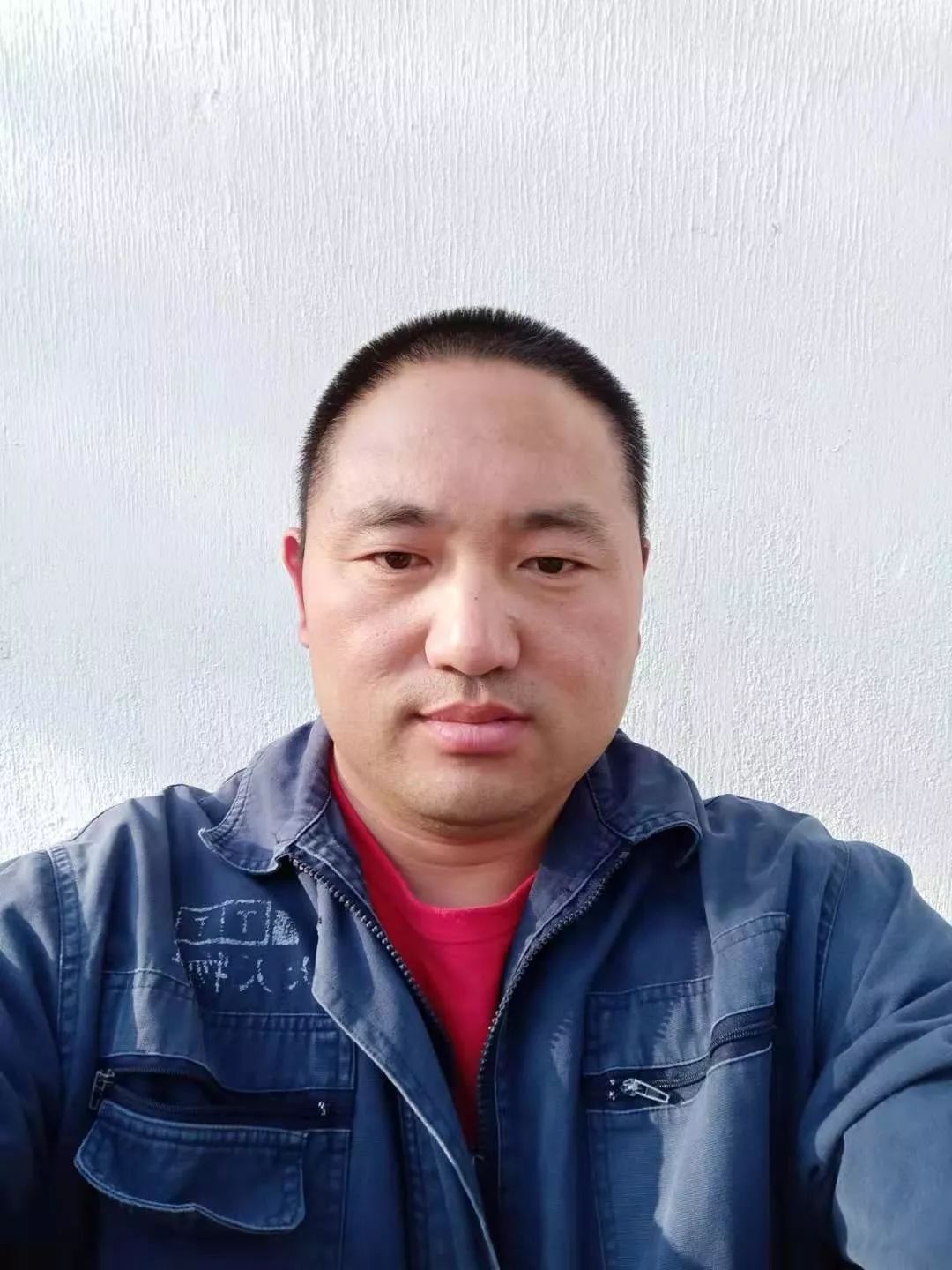 他们开车的，快把他们“揪”出来