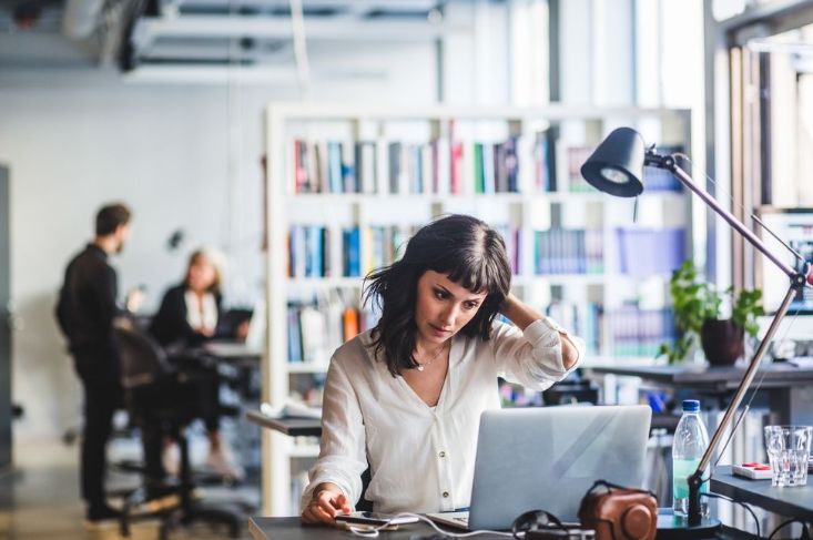 脖子后背长痘怎样去除,脖子和背部长痘是什么原因