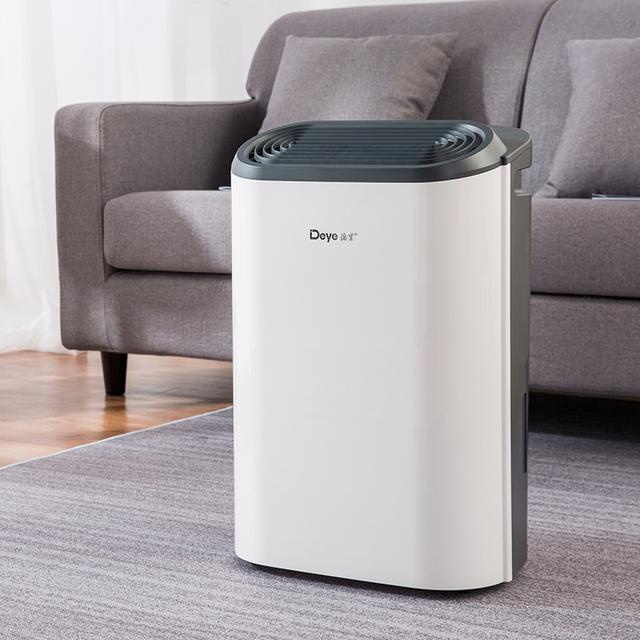 冬天潮湿怎么开空调,冬天屋里潮湿怎么办怎么开空调