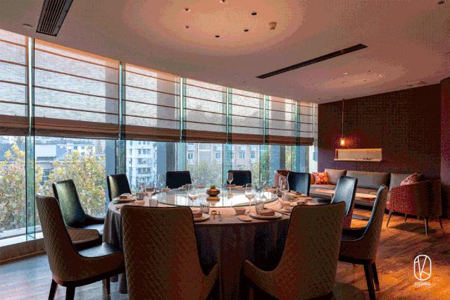 新店68折！杭州竟有餐厅公然把“浴缸”搬上桌，甚至为顾客准备了婚纱