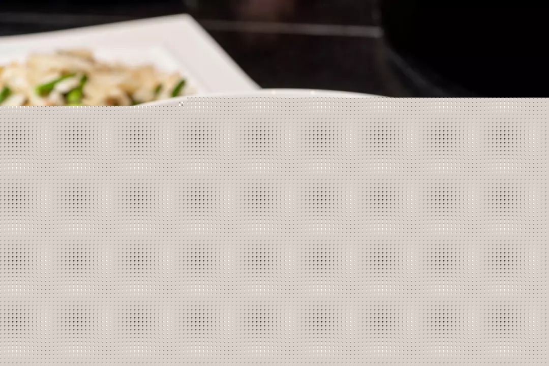 新店68折！杭州竟有餐厅公然把“浴缸”搬上桌，甚至为顾客准备了婚纱