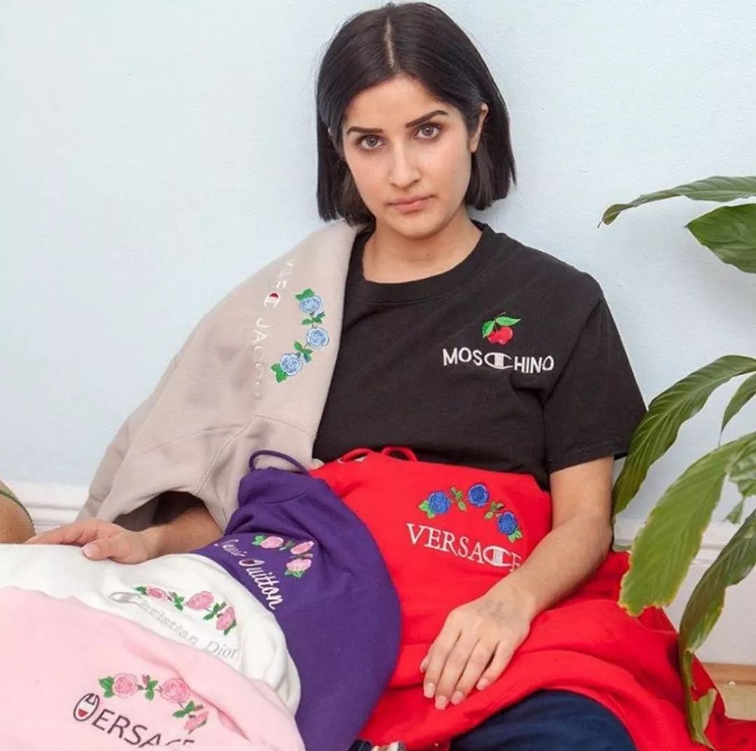 捧着Prada的鲜花，坐着LV的马桶，脚上的Nike球鞋能充电？