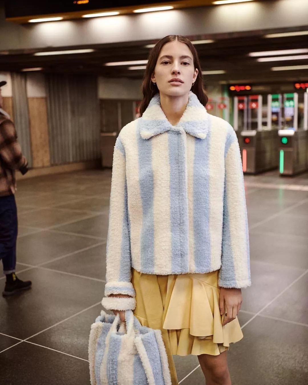 大衣买哪些经典不过时,哪些牌子的大衣值得推荐