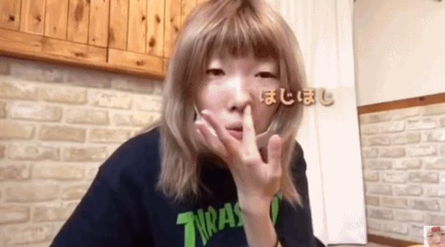 整容脸特夸张的女网红,长相精致整容女网红