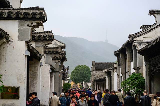 无锡旅行漫步江南水乡惠山古镇，寻找帝王的足迹