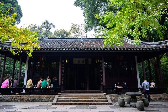 无锡旅行漫步江南水乡惠山古镇，寻找帝王的足迹