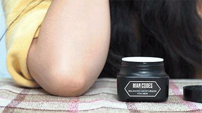 男士脸爆皮用什么保湿,男生秋冬脸上起皮用什么保湿