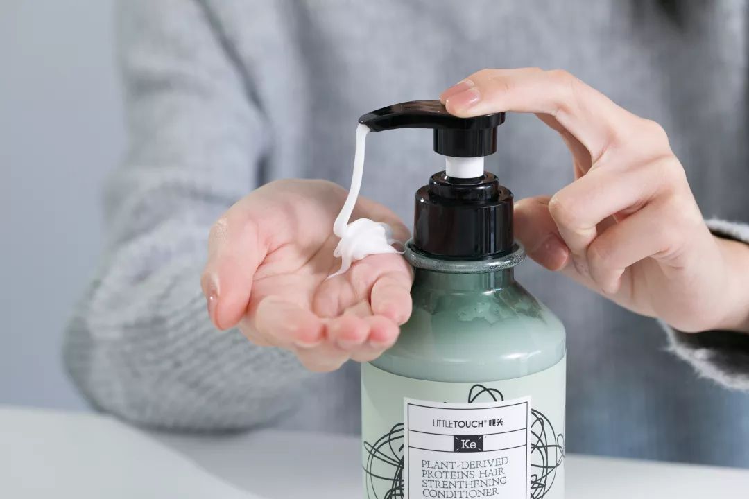 头发分叉干枯毛躁的照片,修复头发干枯毛躁分叉的发膜