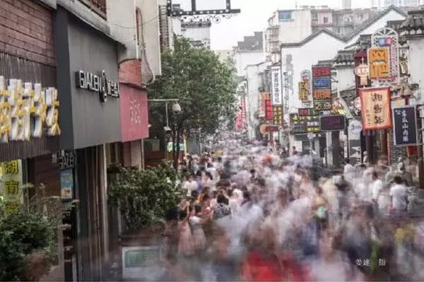 80年代至今长沙的变化,80年代长沙新开铺老照片