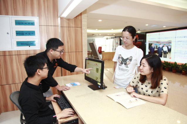 见证70年风雨历程老照片,中国电信70年代老照片