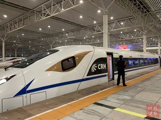 成都重庆贵州环线动车,成都重庆贵阳环线高铁