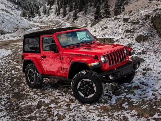 交通部宣布网约车与出租车融合；美国二手电动车交易也有望获补贴；股东退出缘于理想汽车搭建VIE架构；牧马人将出电动版丨智驾晚报