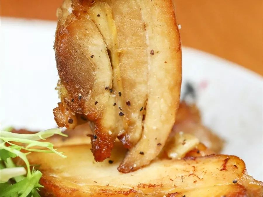 西单必吃的神级小店！仅凭①碗鸡汤拉面，圈粉无数人