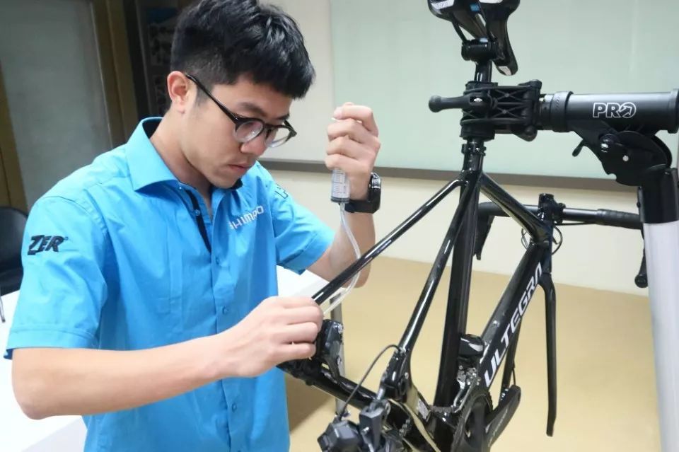 维修油压碟刹大概多少钱,油压碟刹怎么自己换油