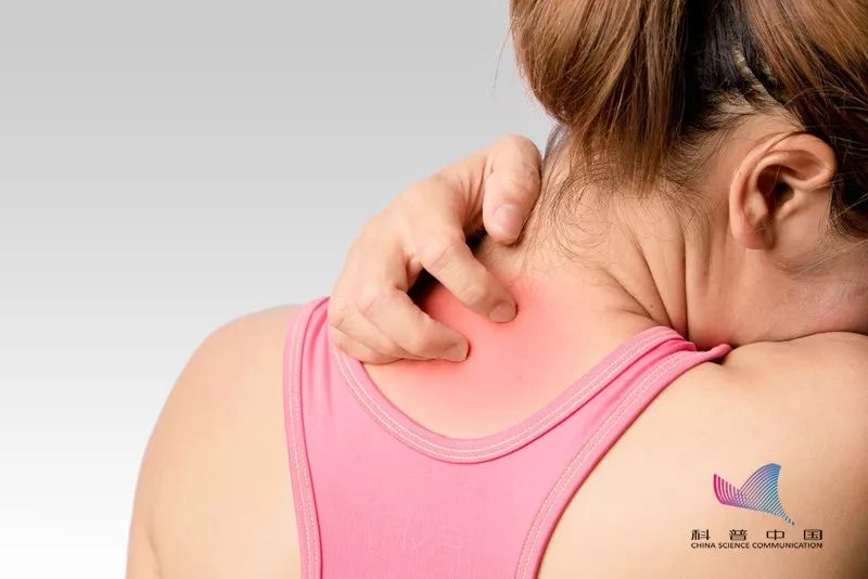 后背的疙瘩怎么去除,后背有疙瘩怎么去除