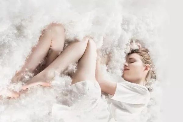 提高睡眠质量护颈椎枕头,枕头中的奢侈品