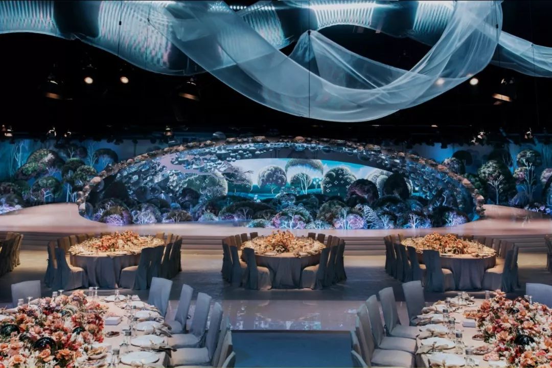 前院办婚礼后院摆酒席,这才是婚礼真正应该有的样子