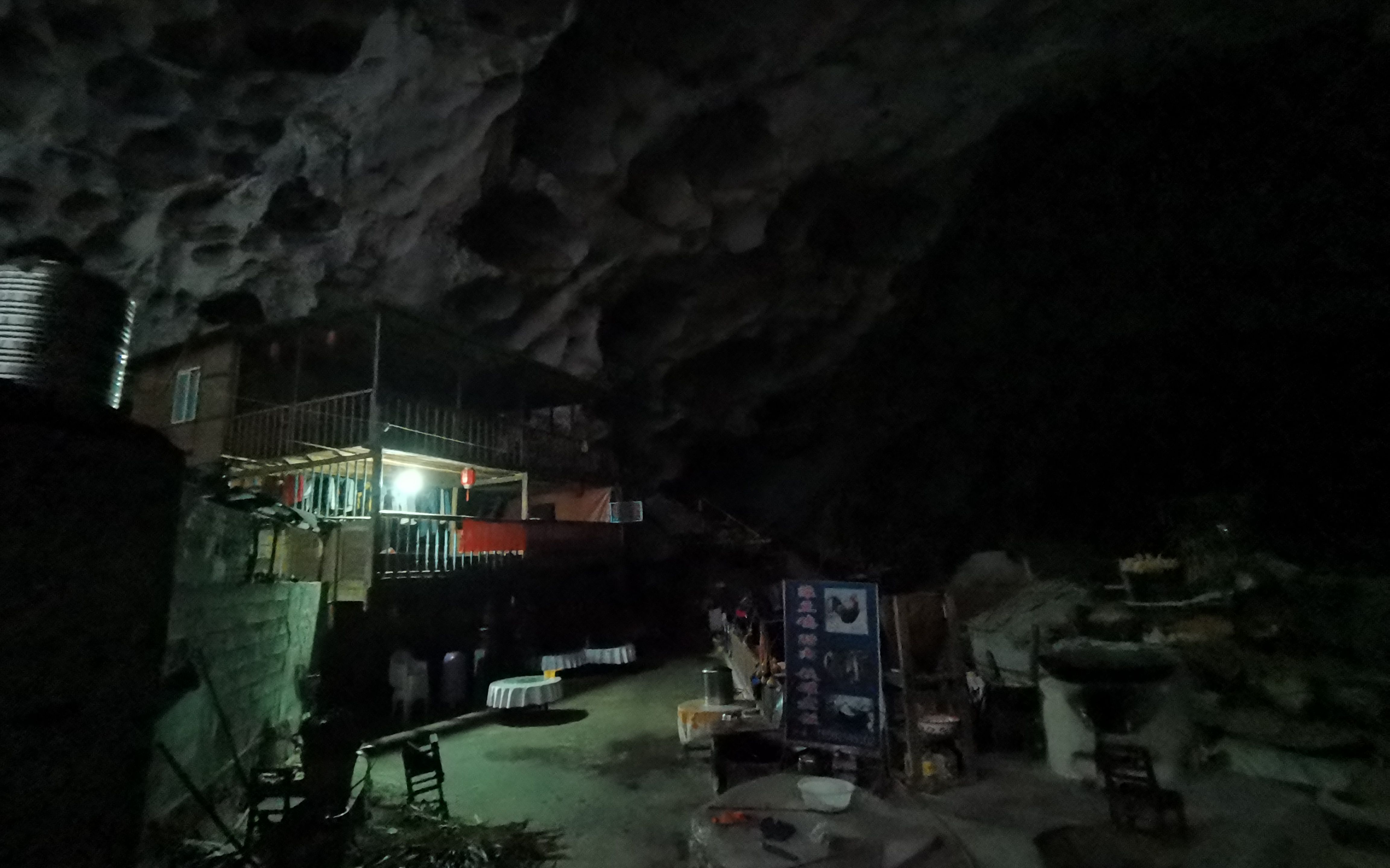 五代穴居人，一场遗世梦